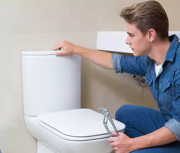Expert Plumber for Toilet Replacement in Miami Gardens, FL: Schedule Affordable Toilet Replacement Services with Us